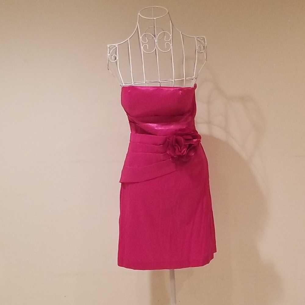 Hot Pink Romeo & Juliet Couture Strapless …
